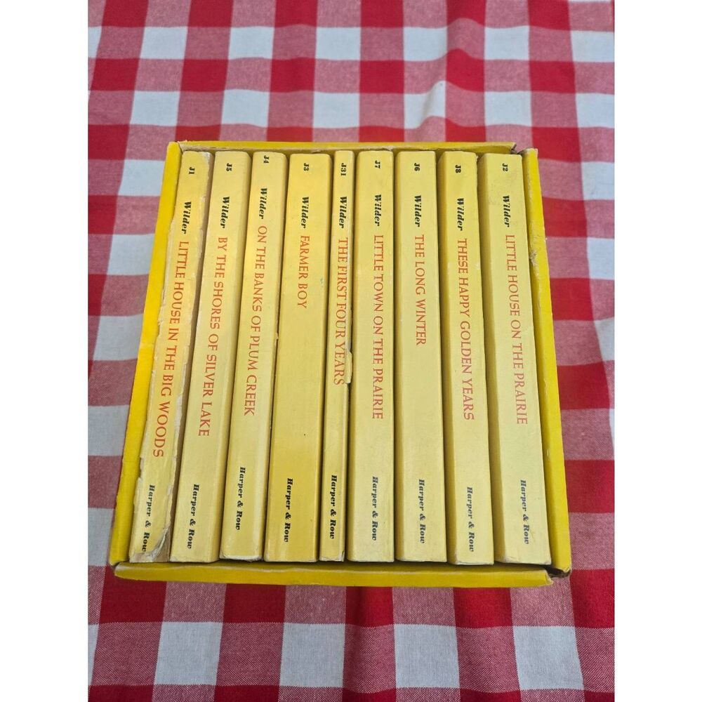 Laura Ingalls Wilder Little House On The Prairie Box set vintage paperbacks